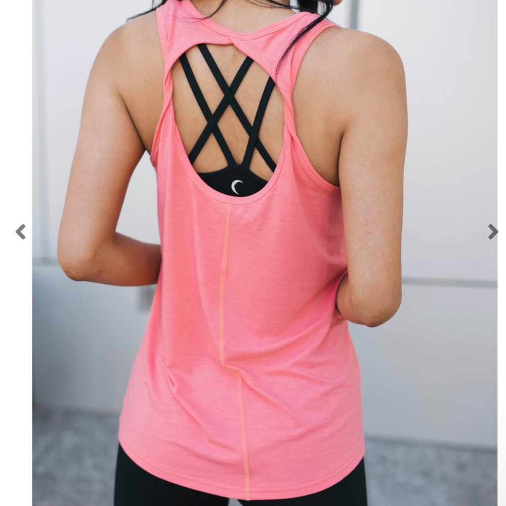 Zyia Flamingo Twist Tank Size Large